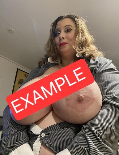 Nudi busty donna matura - nudi,